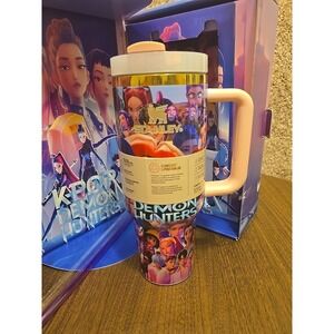 Stanley 40oz Quencher H2.0 FlowState Tumbler Hot or Cold - K-pop Demon Hunter